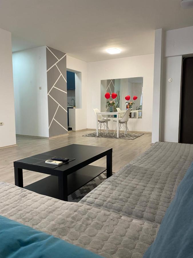 Regina'S Modern Apartment2 Skopje Exterior photo