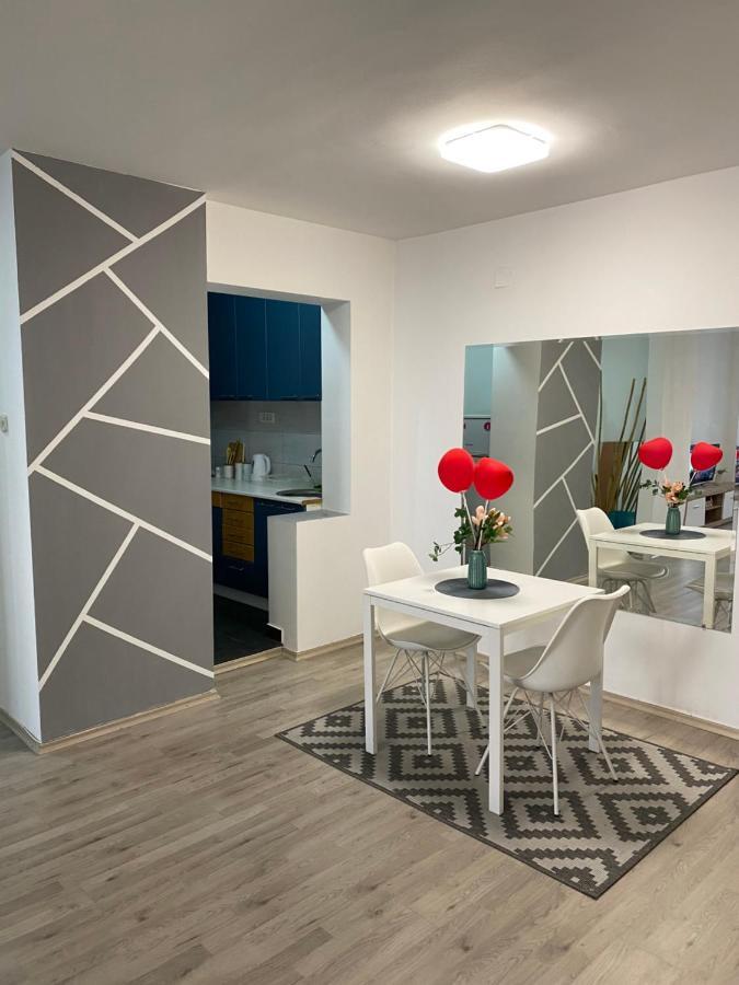 Regina'S Modern Apartment2 Skopje Exterior photo